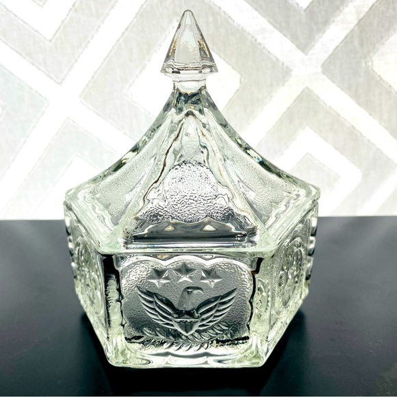 Indiana Glass Co. Eagle & Star Depression Glass Americana Lidded Candy Dish - Picture 1 of 4